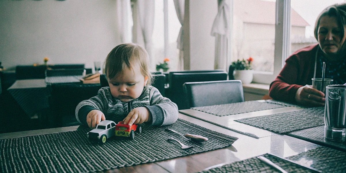 Restaurant Survival Kit: 20+ Quiet Vehicle Activities for Waiting