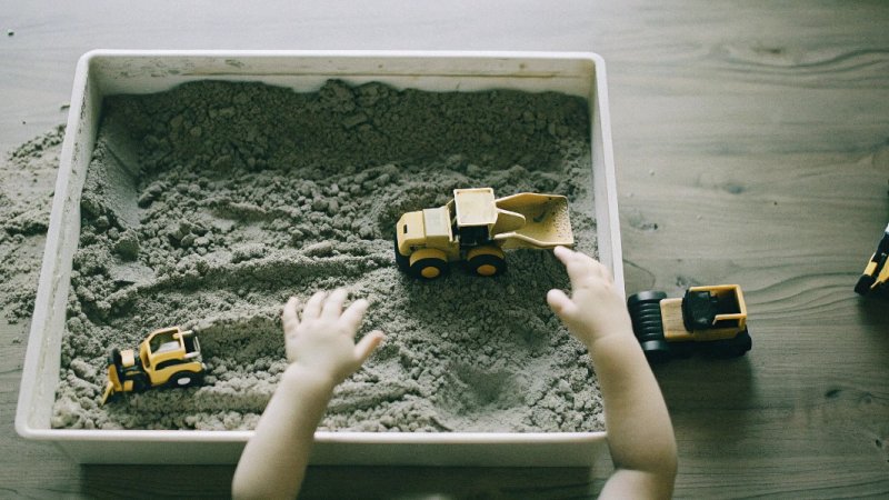 20+ Vehicle Sensory Play Activities (Mess-Free Options)